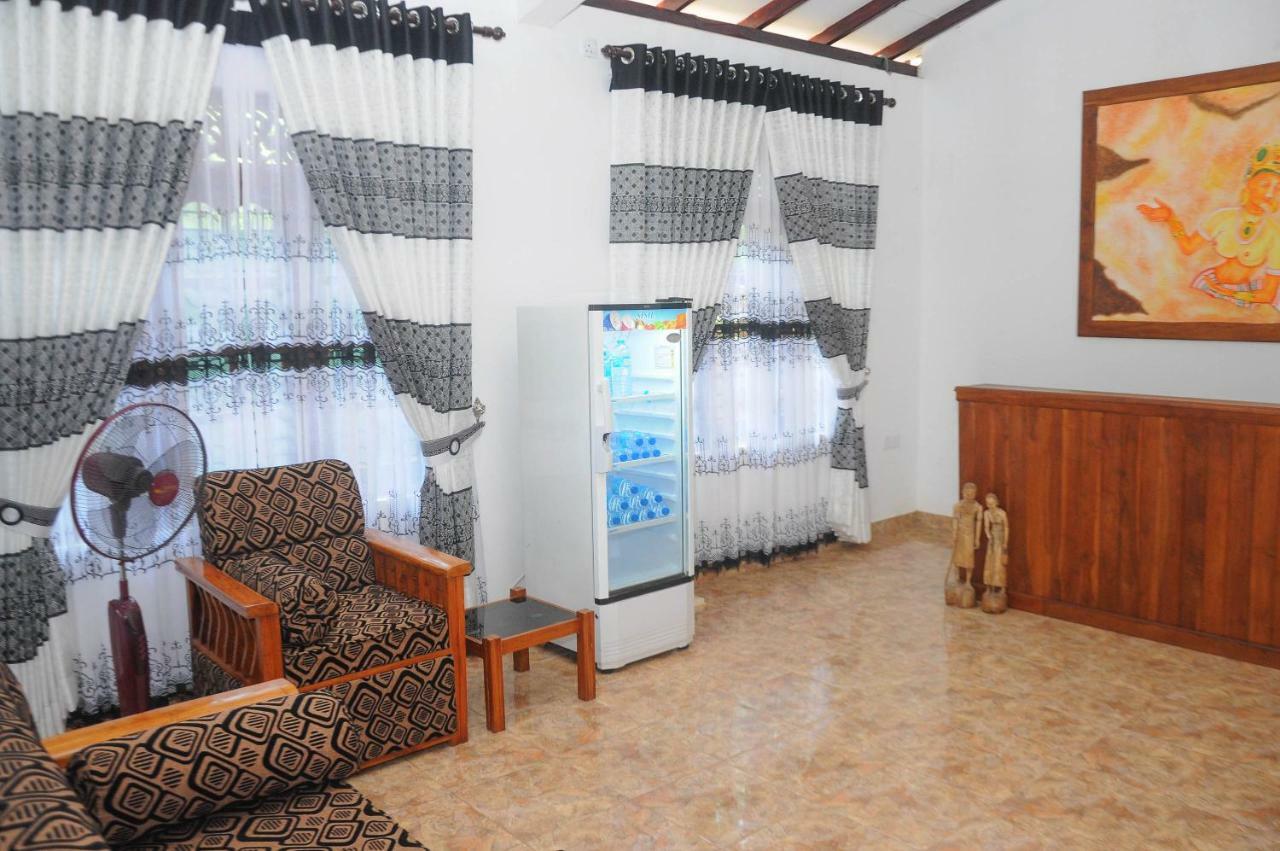 Restwell Homestay Dambulla Ngoại thất bức ảnh